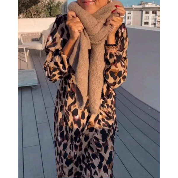 Lisandra™ - Jurk met V-hals 2024